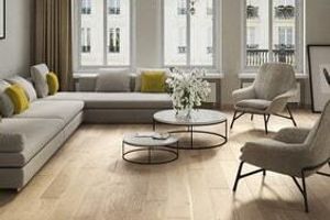 Стильні та практичні: як вибрати покриття для підлоги, що задовольняють потреби всієї родини в заміському будинку